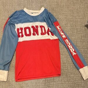 VINTAGE Honda Men's Blue and Red Jersey size Small